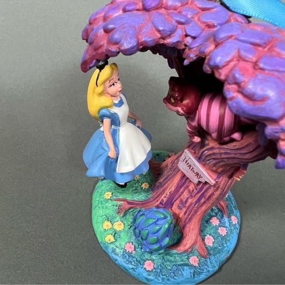 Disney ALICE IN WONDERLAND Cheshire Cat
Tree RARE Sketchbook Ornament 2014 - Picture 11 of 11